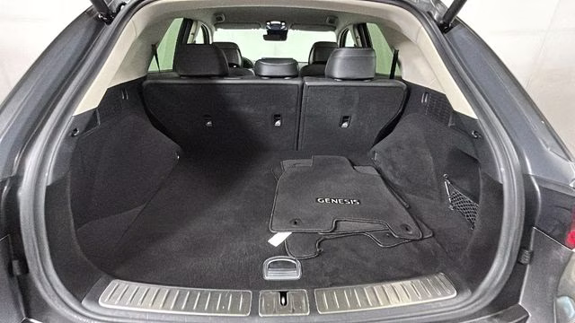 2025 Makalu Gray Genesis GV70 2.5T AWD SUV