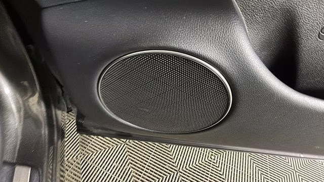 2025 Makalu Gray Genesis GV70 2.5T AWD SUV