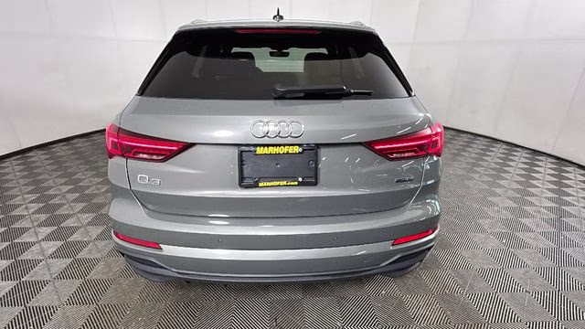 2024 Chronos Gray Metallic Audi Q3 Premium AWD SUV