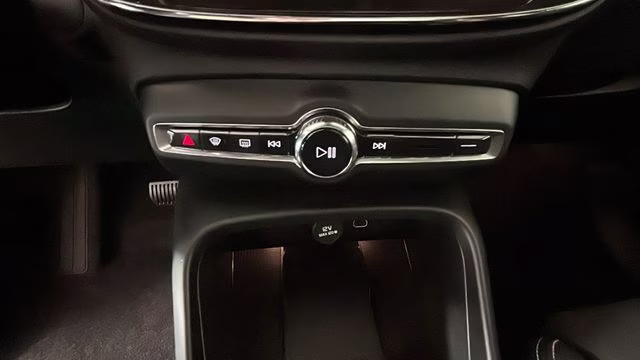 2023 Volvo XC40 Recharge Pure Electric Twin Plus AWD SUV