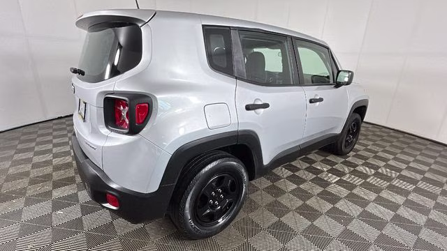 2021 Glacier Metallic Clearcoat Jeep Renegade Sport 4X4 SUV