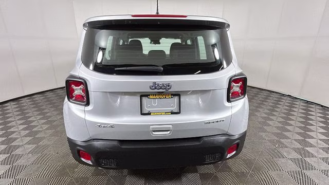2021 Glacier Metallic Clearcoat Jeep Renegade Sport 4X4 SUV