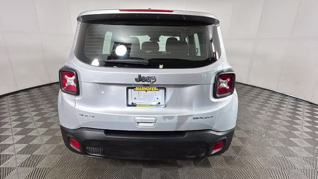 2021 Glacier Metallic Clearcoat Jeep Renegade Sport 4X4 SUV