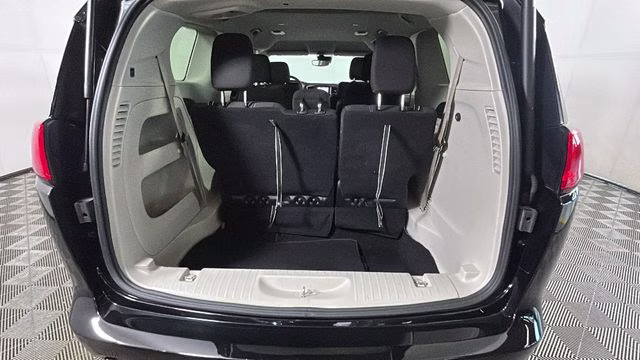 2024 Diamond Black Crystal Pearlcoat Chrysler Voyager LX FWD Van