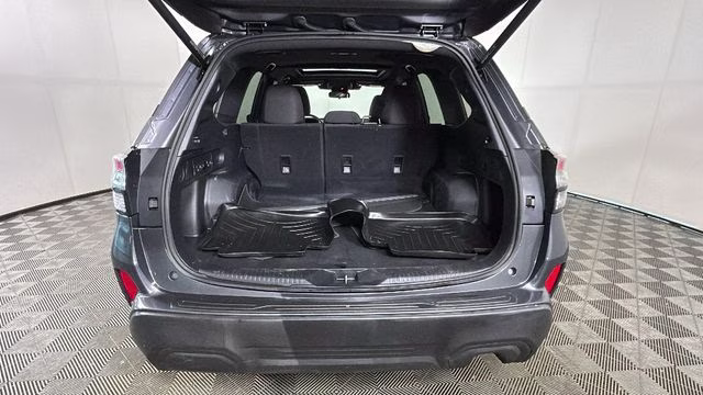 2025 Gray Metallic Subaru Forester Premium AWD SUV