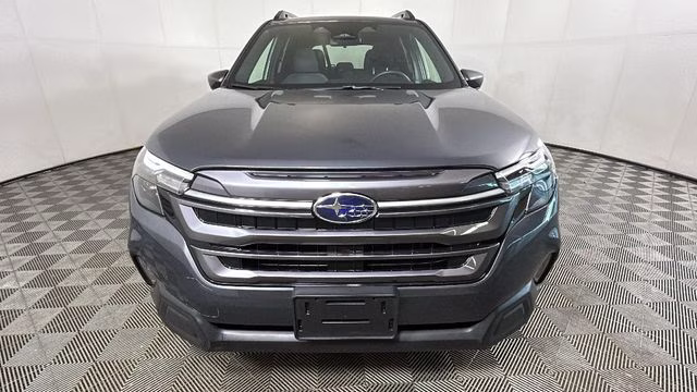 2025 Gray Metallic Subaru Forester Premium AWD SUV