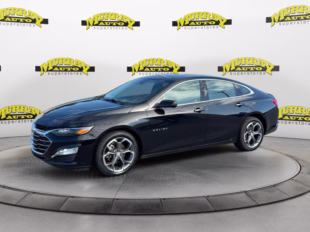 2024 Mosaic Black Metallic Chevrolet Malibu LT FWD Sedan