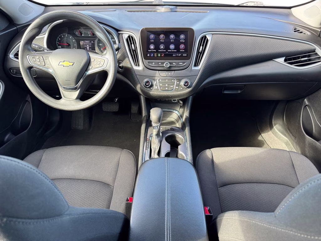 2024 Mosaic Black Metallic Chevrolet Malibu LT FWD Sedan