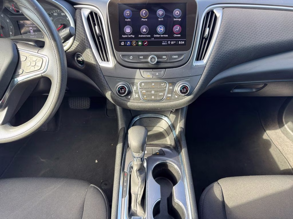 2024 Mosaic Black Metallic Chevrolet Malibu LT FWD Sedan