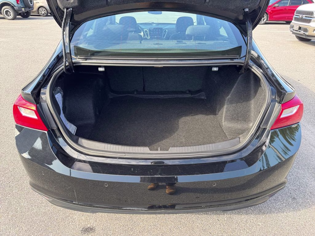 2024 Mosaic Black Metallic Chevrolet Malibu LT FWD Sedan