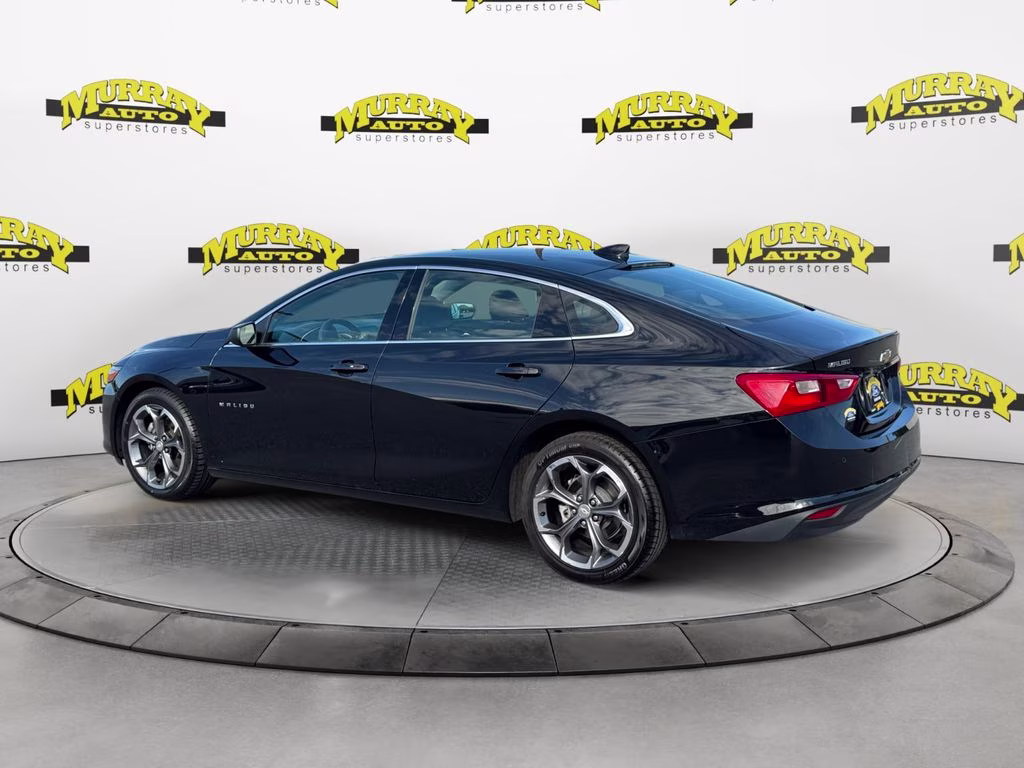 2024 Mosaic Black Metallic Chevrolet Malibu LT FWD Sedan