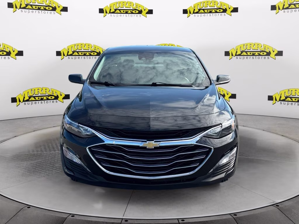 2024 Mosaic Black Metallic Chevrolet Malibu LT FWD Sedan