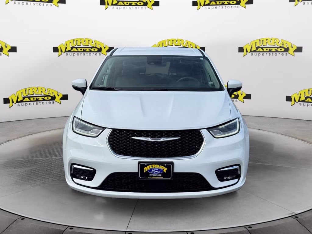 2023 Bright White Clearcoat Chrysler Pacifica Touring L FWD Van