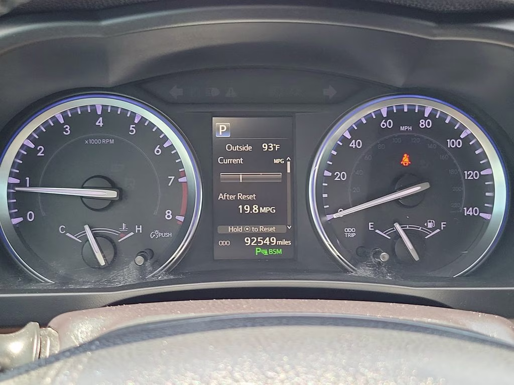2018 Blizzard Pearl Toyota Highlander Limited FWD SUV