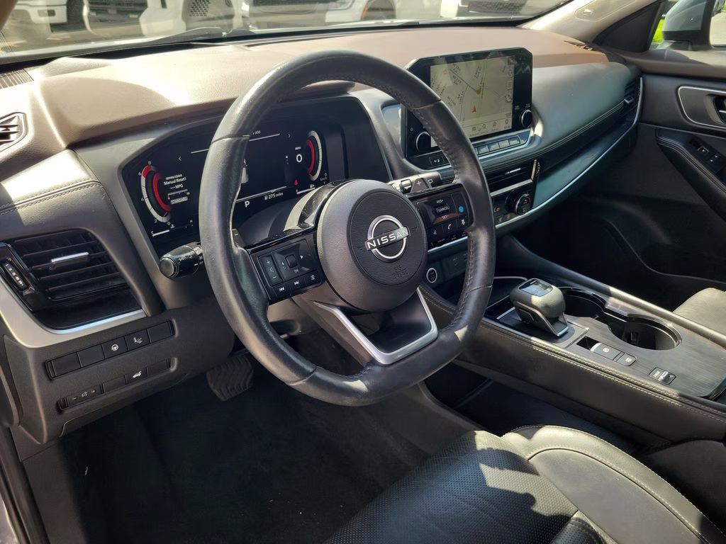 2022 Boulder Gray Pearl Nissan Rogue Platinum FWD SUV