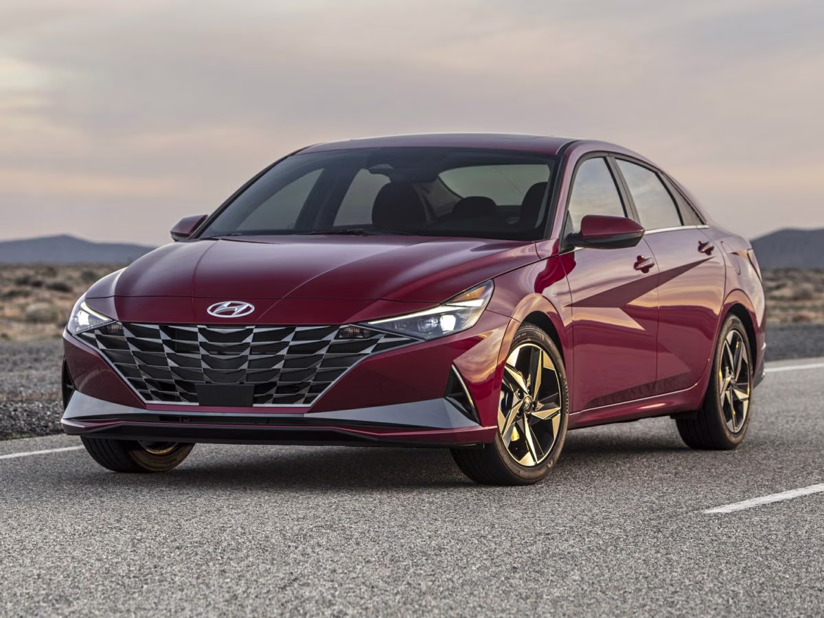 2023 Intense Blue Hyundai Elantra SEL FWD Sedan