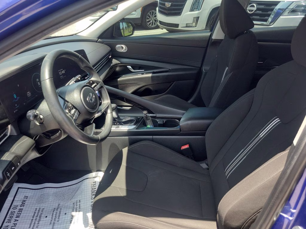 2023 Intense Blue Hyundai Elantra SEL FWD Sedan