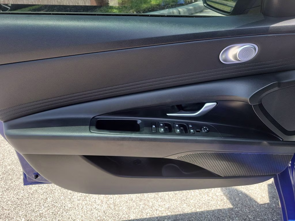 2023 Intense Blue Hyundai Elantra SEL FWD Sedan