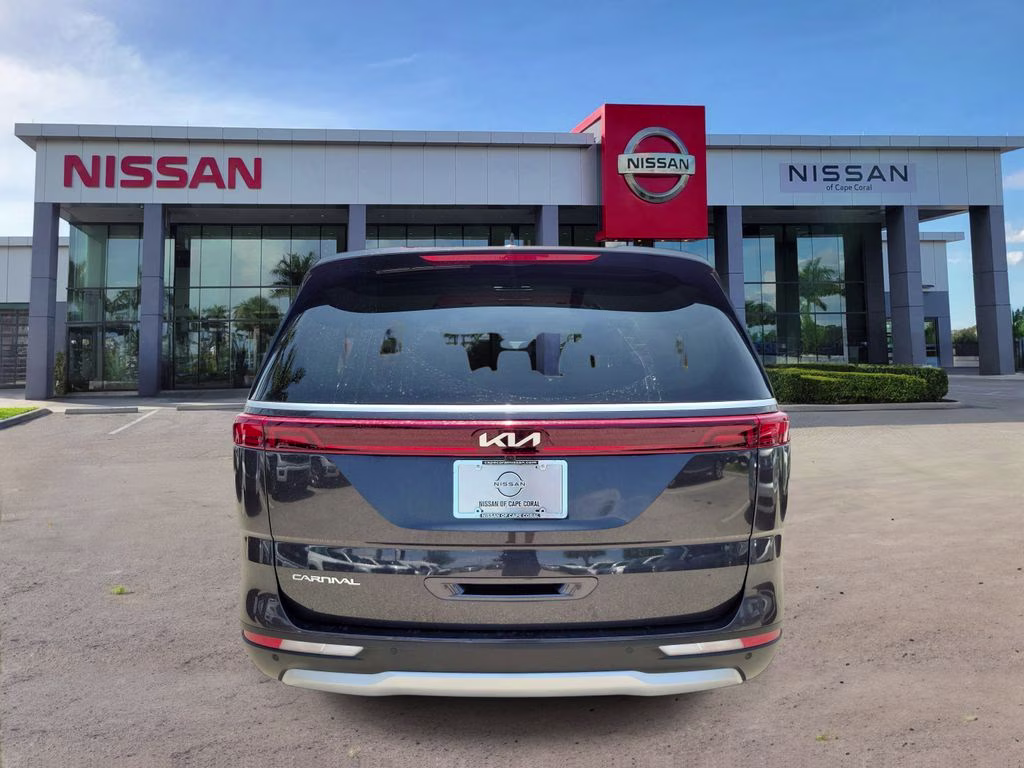 2024 Panthera Metal Kia Carnival LX FWD Van