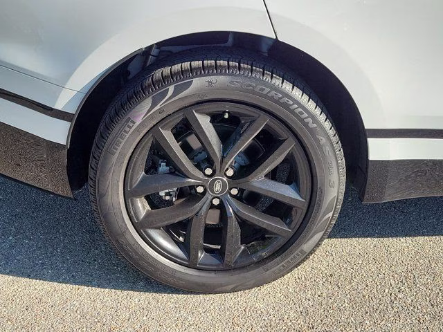 2024 White Land Rover Range Rover Velar Dynamic SE AWD SUV