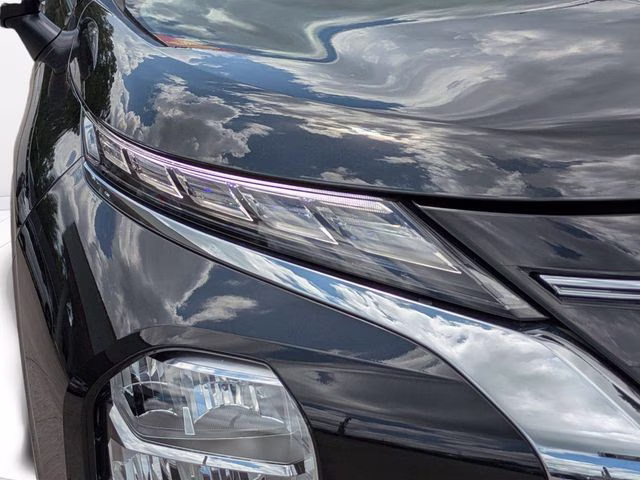 2025 Blck Diamond/Alloy Silver Mitsubishi Outlander Platinum Edition AWD SUV