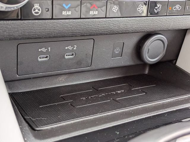 2025 Blck Diamond/Alloy Silver Mitsubishi Outlander Platinum Edition AWD SUV