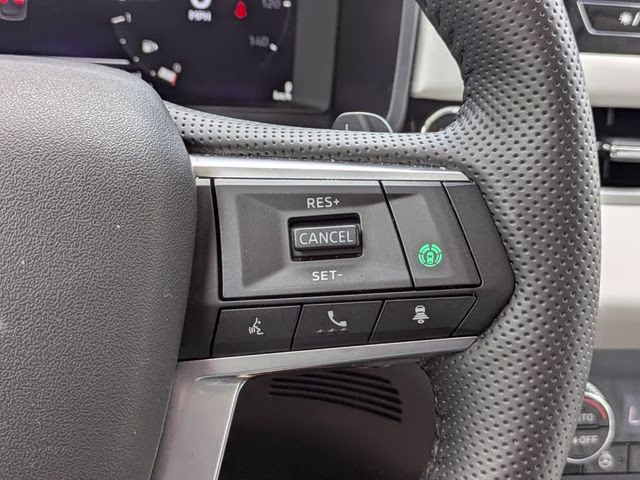 2025 Blck Diamond/Alloy Silver Mitsubishi Outlander Platinum Edition AWD SUV