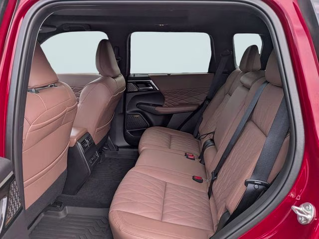 2025 Red Diamond/Black Roof Mitsubishi Outlander SEL FWD SUV