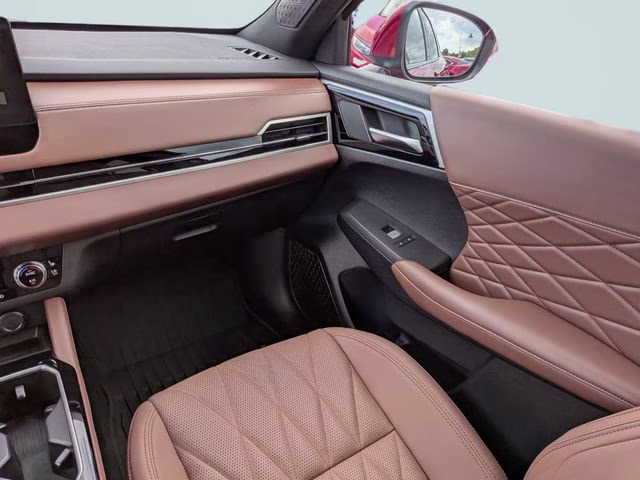 2025 Red Diamond/Black Roof Mitsubishi Outlander SEL FWD SUV