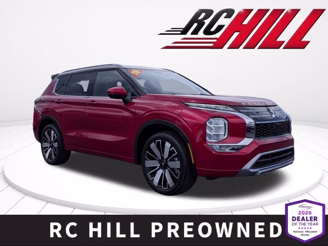 2025 Mitsubishi Outlander SEL 2WD's photo