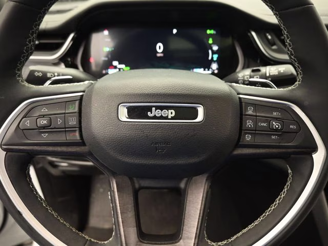 2022 Bright White Clearcoat Jeep Grand Cherokee 4xe 4X4 SUV