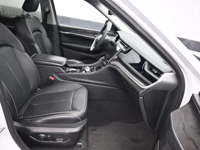 2022 Bright White Clearcoat Jeep Grand Cherokee 4xe 4X4 SUV
