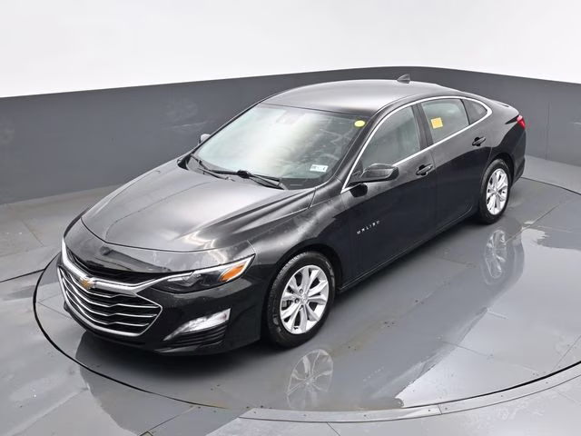 2024 Mosaic Black Metallic Chevrolet Malibu LT FWD Sedan