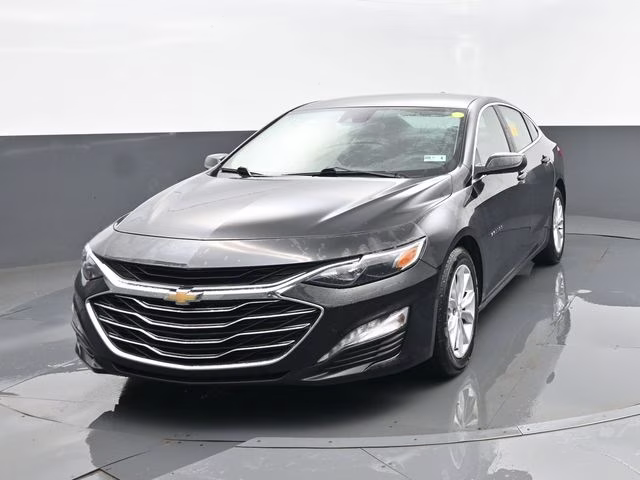 2024 Mosaic Black Metallic Chevrolet Malibu LT FWD Sedan