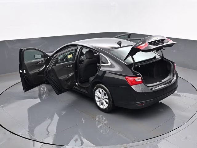 2024 Mosaic Black Metallic Chevrolet Malibu LT FWD Sedan