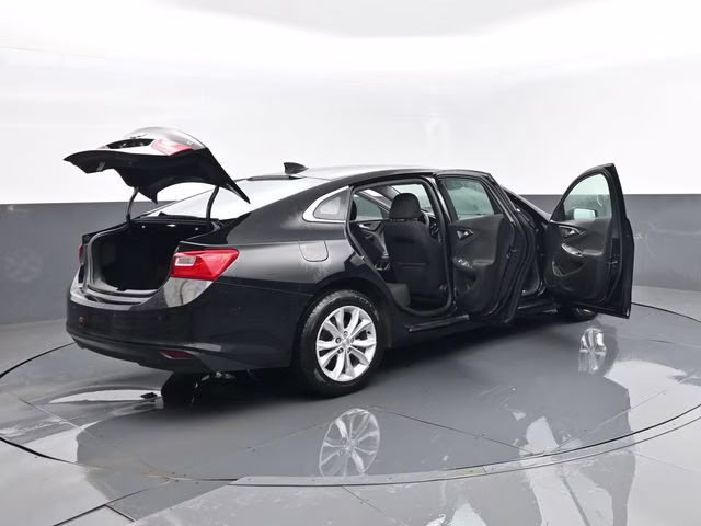 2024 Mosaic Black Metallic Chevrolet Malibu LT FWD Sedan