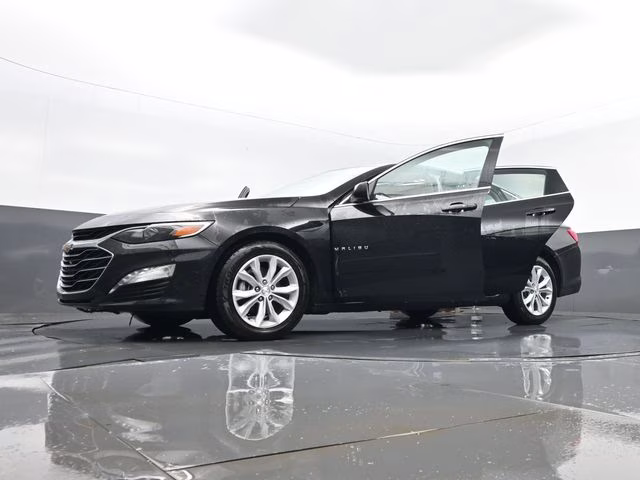 2024 Mosaic Black Metallic Chevrolet Malibu LT FWD Sedan