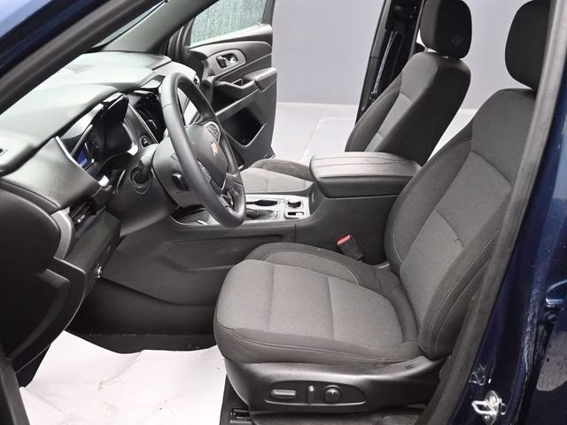 2023 Northsky Blue Metallic Chevrolet Traverse LT AWD SUV