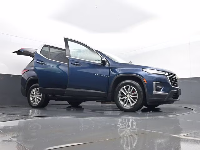 2023 Northsky Blue Metallic Chevrolet Traverse LT AWD SUV