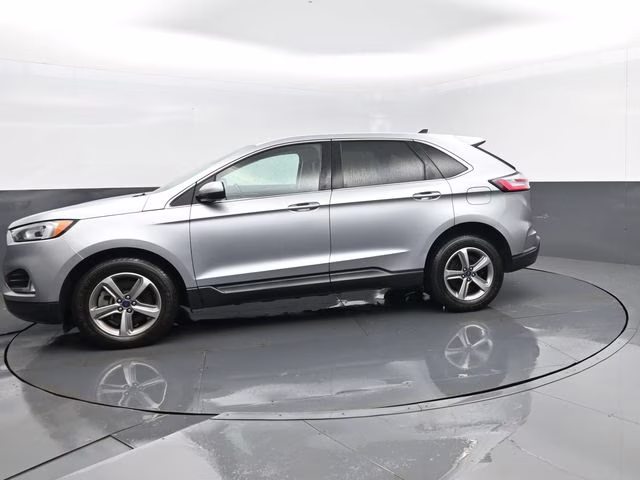 2022 Silver Metallic Ford Edge SEL AWD SUV