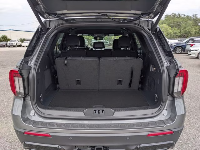 2026 Carbonized Gray Metallic Ford Explorer ST-Line RWD SUV