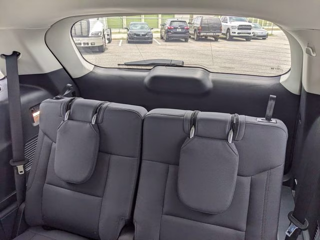2026 Oxford White Ford Explorer Active 4X4 SUV