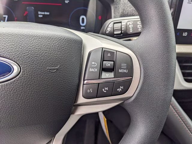 2026 Oxford White Ford Explorer Active 4X4 SUV