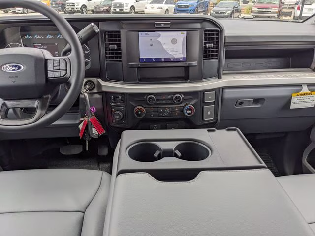 2026 Oxford White Ford Super Duty F-350 SRW XL 4X4 Truck