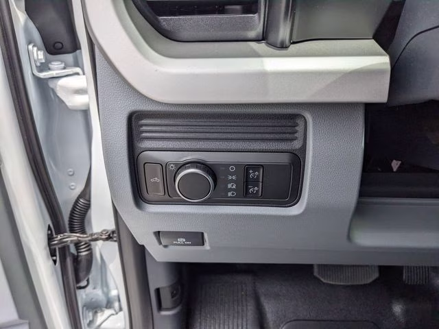 2026 Oxford White Ford Super Duty F-350 SRW XL 4X4 Truck