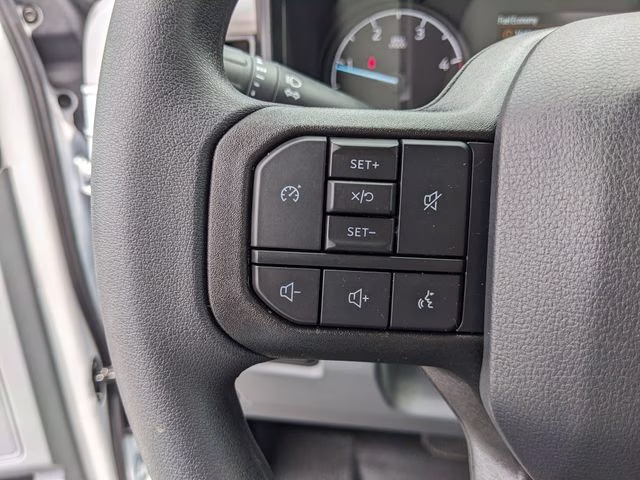 2026 Oxford White Ford Super Duty F-350 SRW XL 4X4 Truck