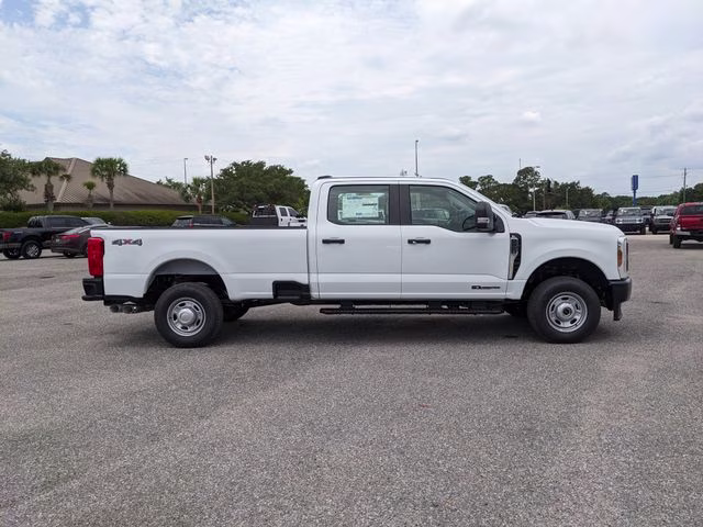 2026 Oxford White Ford Super Duty F-350 SRW XL 4X4 Truck