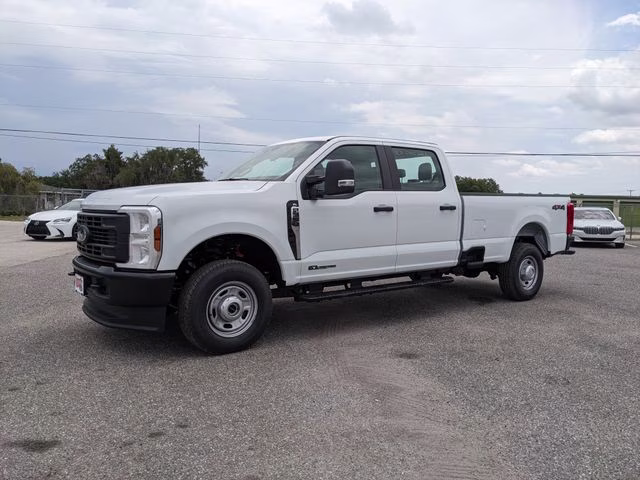 2026 Oxford White Ford Super Duty F-350 SRW XL 4X4 Truck