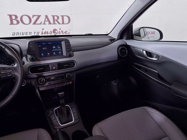 2020 White Hyundai Kona Limited FWD SUV