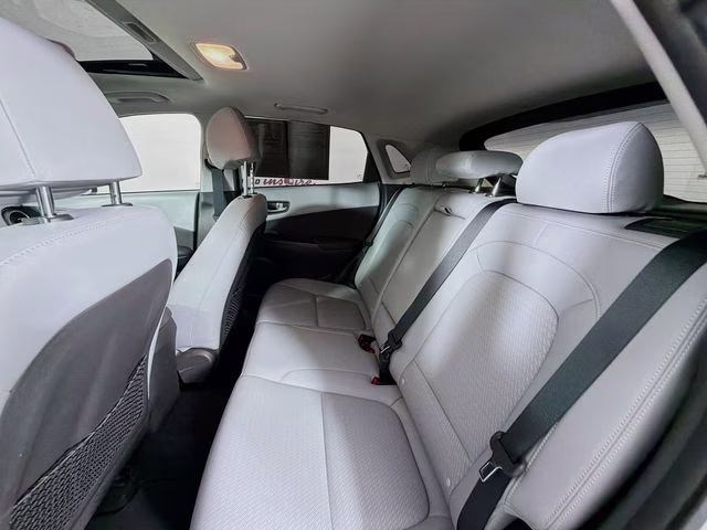2020 White Hyundai Kona Limited FWD SUV